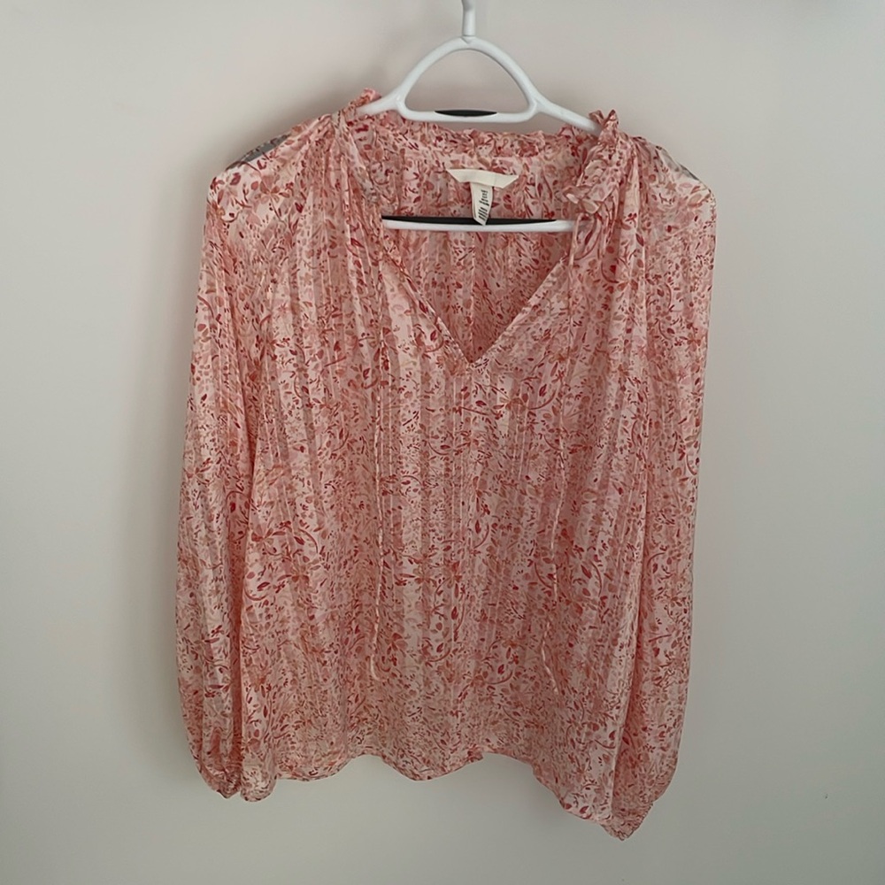 H&M Pink Floral Blouse 🌸